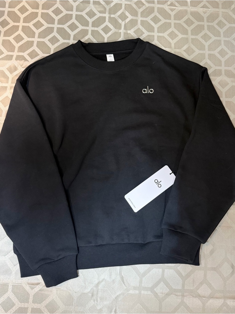 ALO Yoga Men’s Black Crewneck Sweatshirt with Small Embroidered Logo